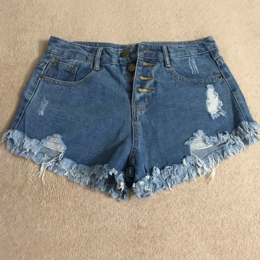 Distressed Fray Hem Denim Shorts